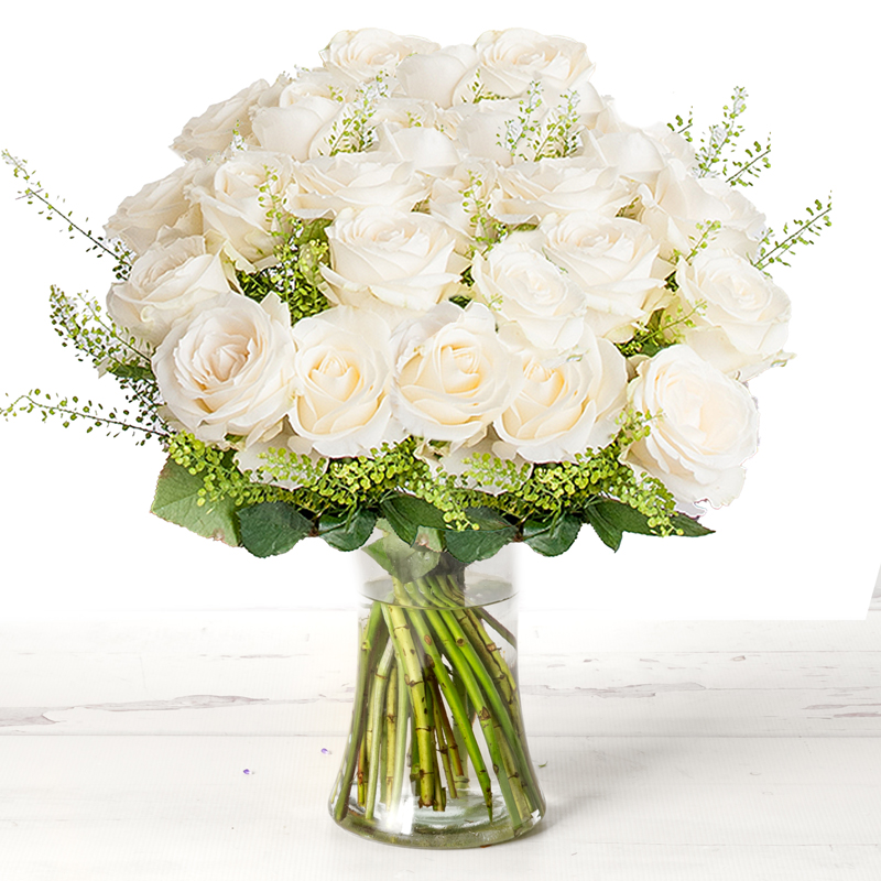 12 - 24 Simply White Luxury Roses Bouquet - Next Day Flower Delivery UK - Appleyard London
