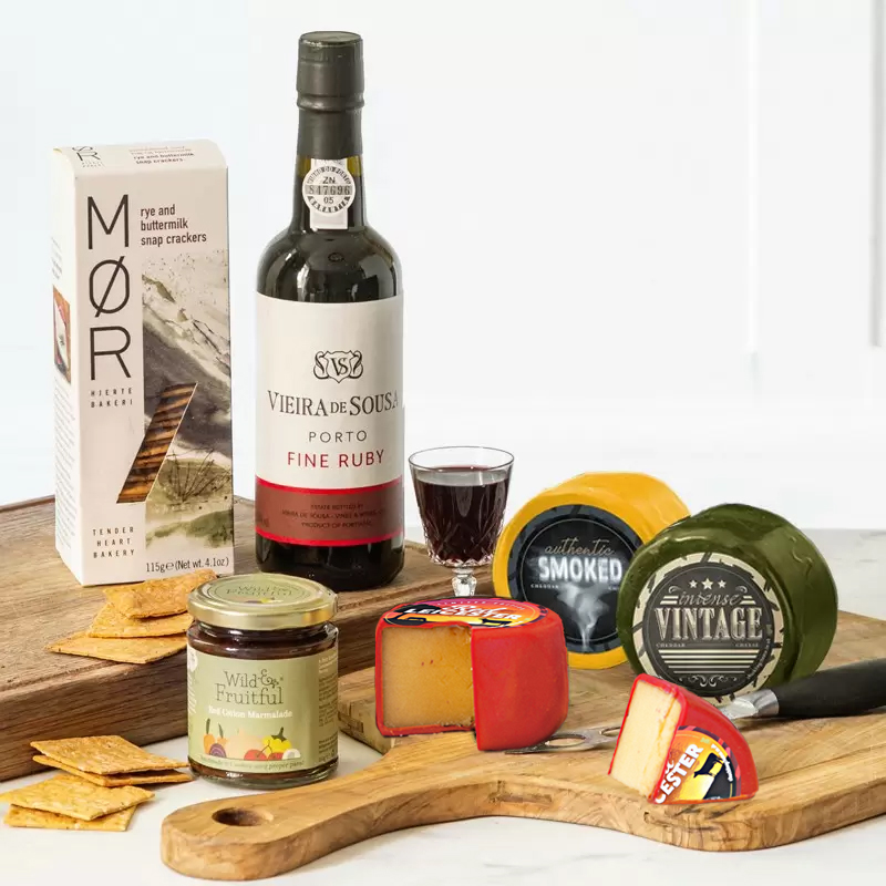 Cheese & Port Luxury Hamper image