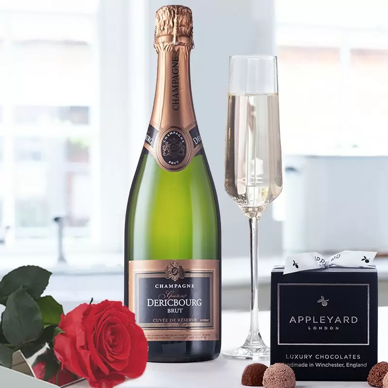 Luxury Preserved Rose,Dericbourg Champagne and 12 handmade Chocolate Truffles