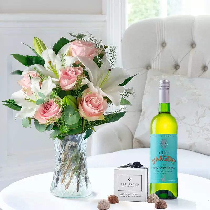 Simply Pink Rose & Lily, Clef d'Argent Sauvignon Blanc & 6 Mixed Truffles