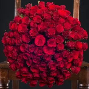 100 Upper Class Valentine's Roses