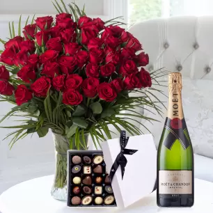50 Luxury Red Roses, Moët & Chandon & 25 Chocolates