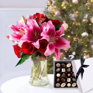Magical Lily & Rose & Box of 25 Chocolates