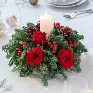 Red Rose Table Centre