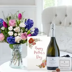 Scented Spring, Prosecco, 6 Mixed Truffles & Card