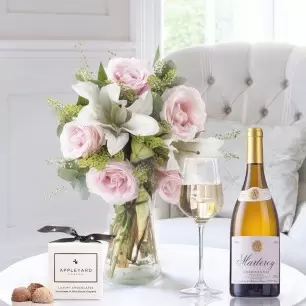 Simply Pink Rose & Lily, Chardonnay & 6 Mixed Truffles
