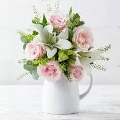 Simply Pink Rose & Lily & Moët Rosé