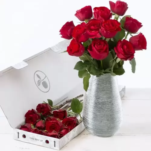  Write a Rose Beautiful Red Roses Bouquet with Happy Birthday  Message, Fresh Cut Flowers, 3 Red Roses Bouquet