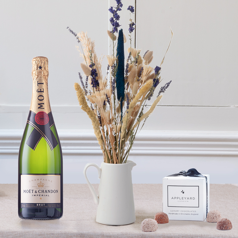 Little Lavenders, Moët & Chandon & 6 Mixed Truffles image