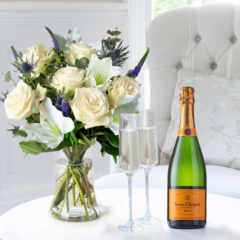 Lunar & Veuve Clicquot image