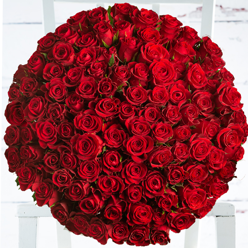 100 Luxury Red Roses image