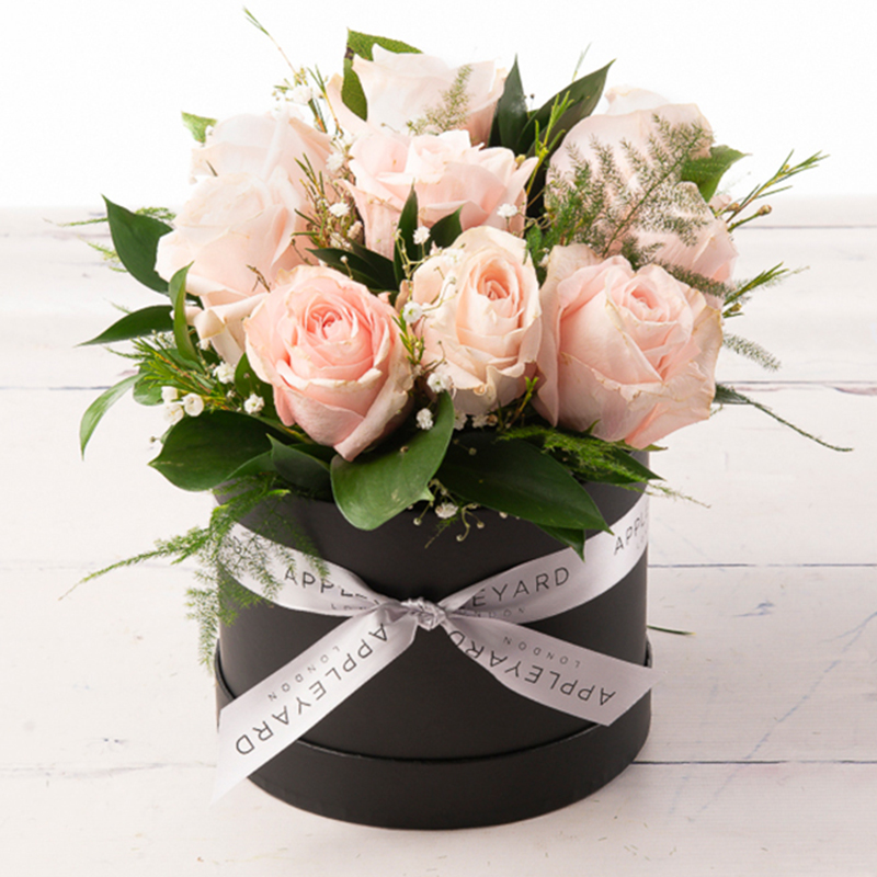 Pretty In Pink Hatbox - Pink Rose Hatbox - Luxury Hatbox Flowers - Roses - Flower Bouquet - Pink - Next Day Flower Delivery UK - Appleyard London